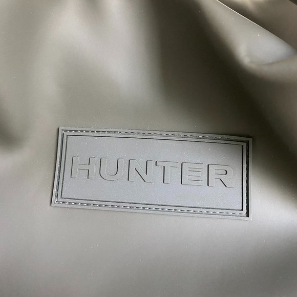 HUNTER BACKPACK - RUBBERIZED LEATHER - Picture 8 of 9